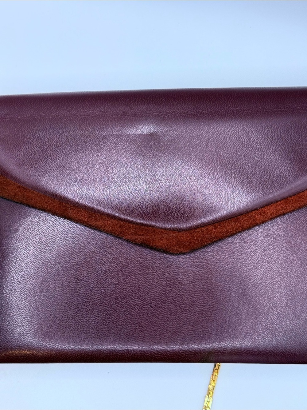 Oscar de la Renta Vintage Burgundy Leather Envelope Clutch with Gold Chain - Picture 8 of 14